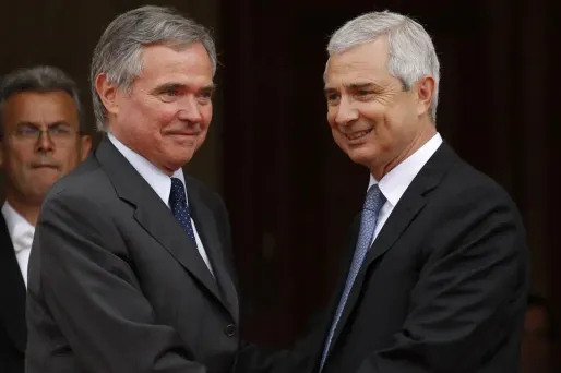 Réforme de l’Assemblée : Accoyer juge les propositions de Bartolone