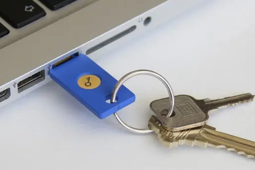 Sécuriser ses comptes Google via une clé USB, c’est possible