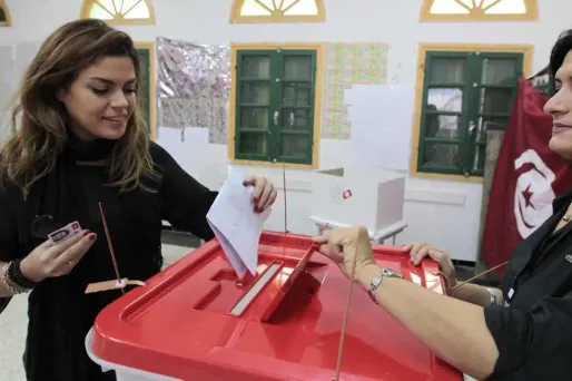 Tunisie : vers un duel Essebsi contre Marzouki au second tour