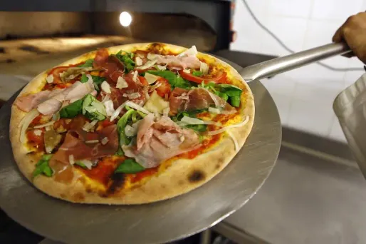 A-t-on le droit de payer son avocat en pizzas ?