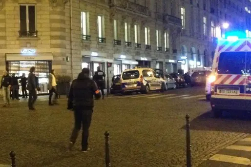 Braquage chez Cartier : fusillade, course-poursuite et prise d'otage