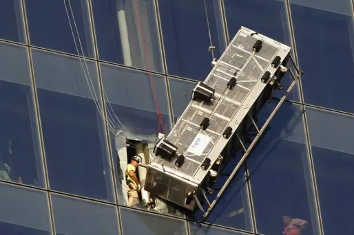 Coincés au 69e étage du World Trade Center