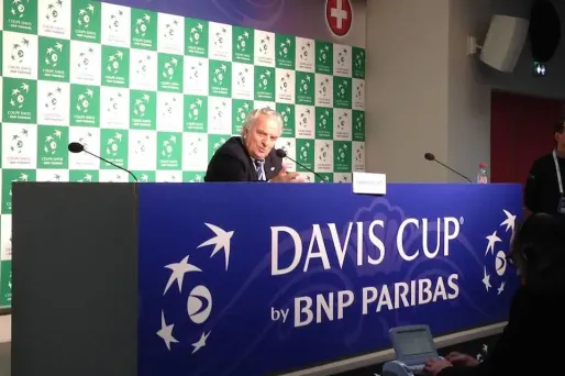 "Pourquoi pas des sets en 4 jeux gagnants ?"