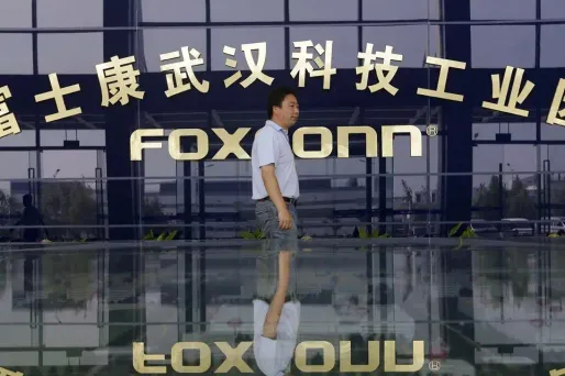 Foxconn, le fabricant taïwanais de matériel électronique, notamment connu pour la production des iPhone, se lance dans la voiture électrique… "low-cost".