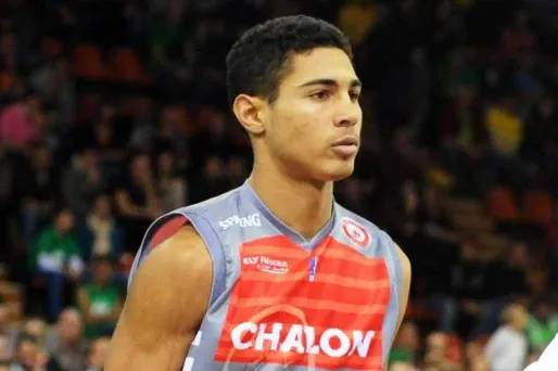 Basket : à 15 ans et 3 mois, il joue en Pro A