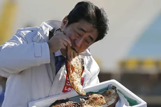 Du poisson de Fukushima et un cycliste voilé