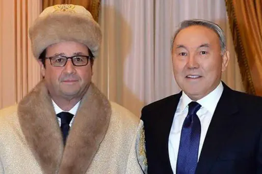Hollande en chapka, la photo qui fait jaser