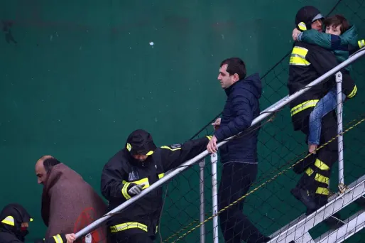 Incendie sur un ferry : "on a tenu pour les enfants"