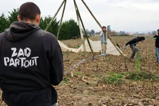 Jusqu'où peuvent aller les "zadistes" ?