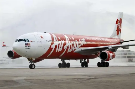 L'avion disparu d'AirAsia est probablement "au fond de la mer"