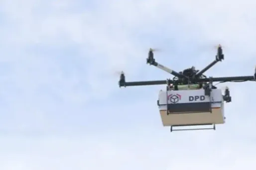 La Poste teste la livraison de colis par… drone