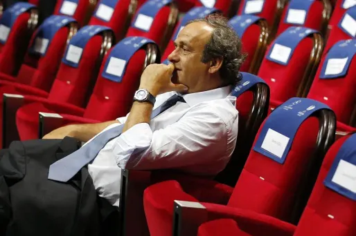 Michel Platini invité d'Europe 1 mardi 9 décembre