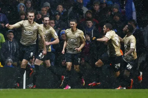 Foot : Bradford fait la Une en Angleterre