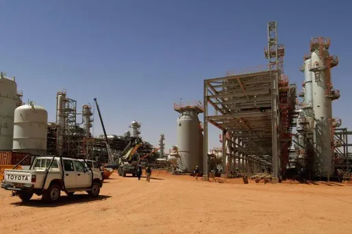 Algérie : "j'ai passé 40h caché sous le lit"