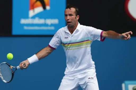 Stepanek montre ses fesses à Djokovic
