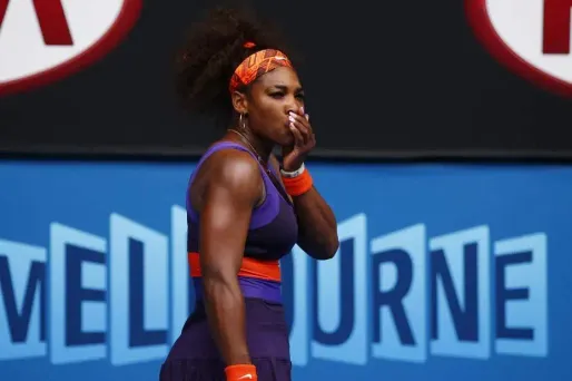 VIDÉO - Williams se tape avec sa raquette