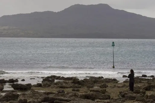 Dans les archives néo-zélandaises, un écrivain a découvert un étonnant projet de bombe tsunami.