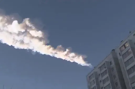 Des météorites s'abattent sur la Russie