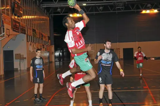 Hand : un joueur décède sur le terrain