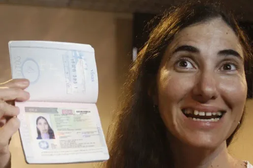 La blogueuse Yoani Sanchez savoure son Cuba libre