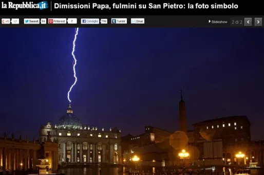 Un photographe de l'agence italienne Ansa a immortalisé ce moment unique.