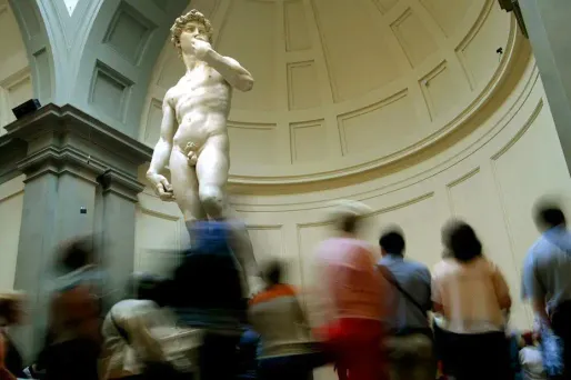 Un slip pour le David de Michel-Ange ?