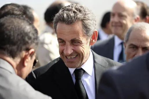 En Libye, Sarkozy parle "réconciliation nationale"