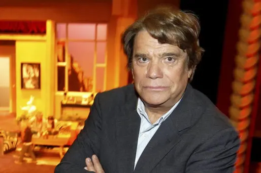 La rédaction du journal La Provence s'est dit "choquée" vendredi après que l'homme d'affaires Bernard Tapie, qui a repris les rênes des quotidiens du Sud-Est avec la famille Hersant, a estimé que son concurrent La Marseillaise, anciennement d'obédience communiste, était "le mieux fait de toute la région".
