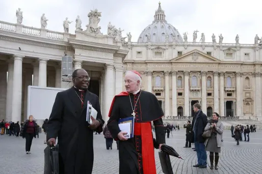 Vatican : le conclave s'ouvre mardi