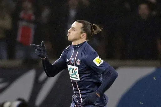Zlatan Ibrahimovic ne partira pas du PSG