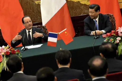 François Hollande a estimé vendredi que ses interlocuteurs chinois avaient "parfaitement répondu" à son souhait de rééquilibrer les échanges commerciaux, lourdement déficitaires au détriment de la France, par une relance du lien politique et économique entre Paris et Pékin.