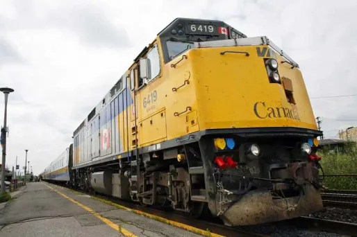 Un complot visant un train de passagers a été déjoué lundi par la police canadienne.