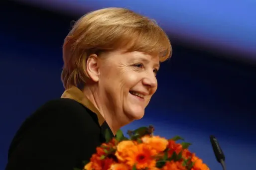 En Allemagne, c'est le "choc" après les mots durs du PS français sur Angela Merkel.