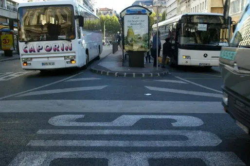 Marseille : en grève contre des pantalons