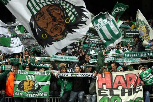 Tenu en échec samedi, sur la pelouse de Troyes (2-2), le club du Forez reste embourbé à la quatrième place, avec 50 points.