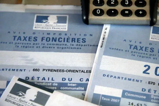 Il se bat pour… payer ses impôts