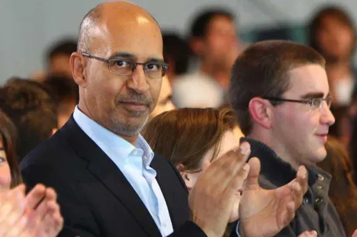 Harlem Désir n'apprécie pas les"vociférations" de Jean-Luc Mélenchon.