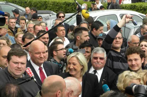 Marine Le Pen s'est rendue à Villeneuve-sur-Lot, fief d'un certain Jérôme Cahuzac.