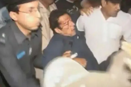 Pakistan : chute spectaculaire d'un candidat