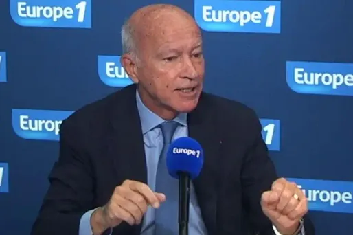 Saussez : Hollande dans un "déni de réalité"