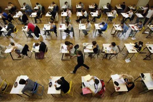 Bac 2013 : des profs invités à gonfler les notes