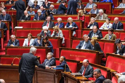 Les députés travaillent-ils trop ?
