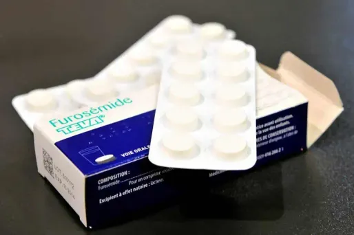 L'ANSM, qui annonce 2 autres cas suspects, demande aux patients de rapporter leurs médicaments "par précaution".