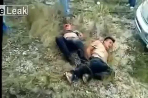 Ils filment un lynchage.. et le vendent