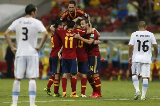 L'Espagne maîtrise l'Uruguay