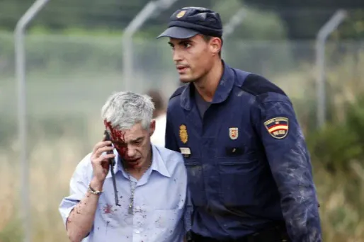 Francisco José Garzon Amo, 52 ans, est soupçonné de ne pas avoir freiné à temps le jour de l'accident, alors qu'il abordait un virage dangereux où la vitesse est limitée à 80 kilomètres/heure.