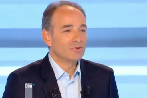 Copé : "nous apprenons la démocratie "