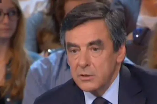 Primaire 2016: Fillon candidat "par devoir"
