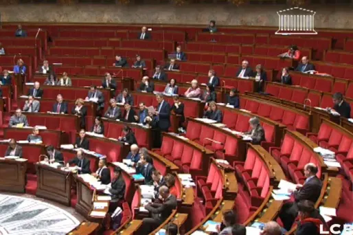 Transparence: pas de métier interdit aux parlementaires