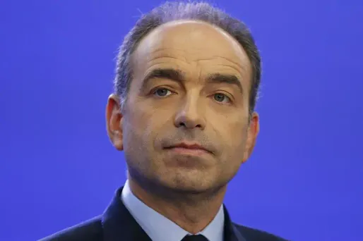 Copé récuse toute mise sous tutelle par Sarkozy